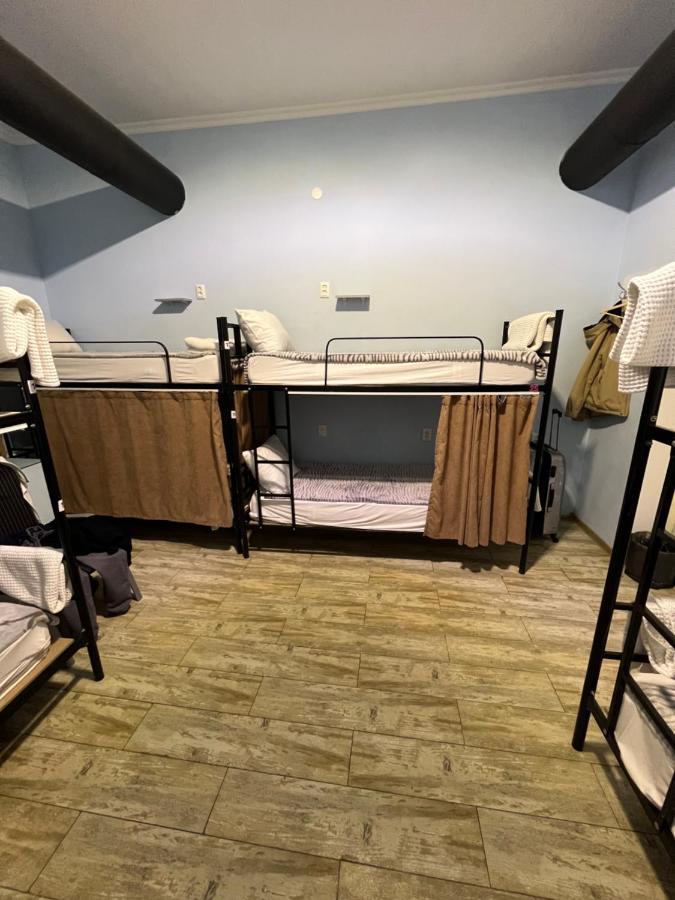 Tbil Home Hostel Tbiliszi Kültér fotó