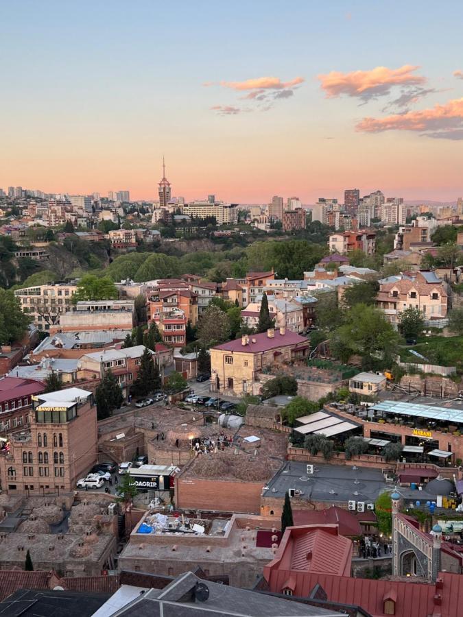 Tbil Home Hostel Tbiliszi Kültér fotó
