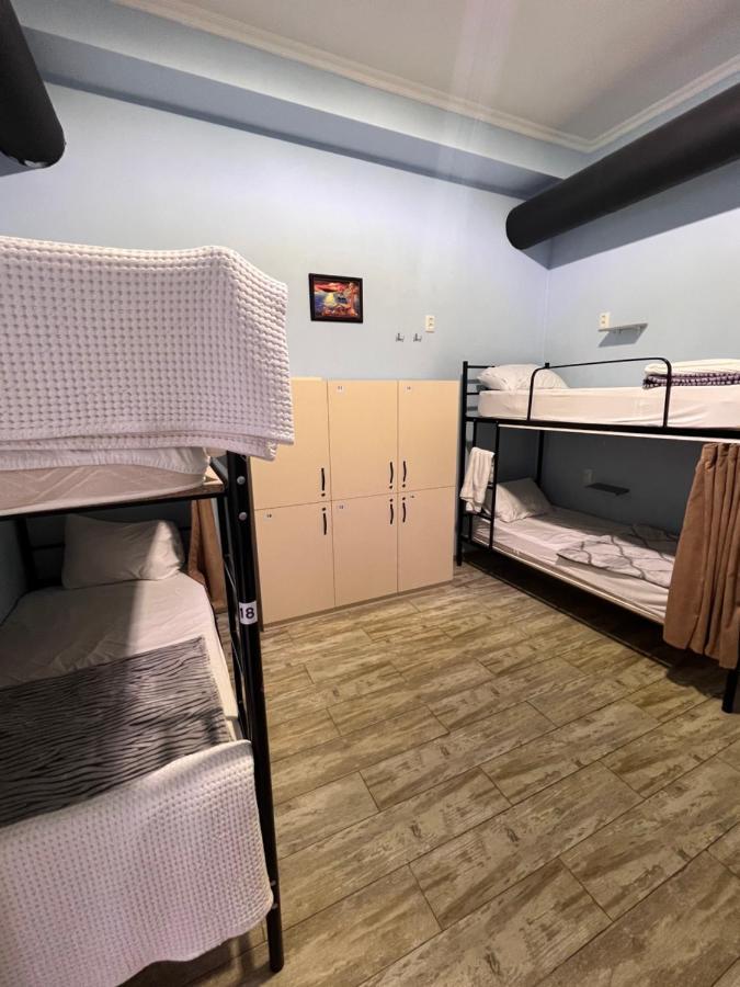 Tbil Home Hostel Tbiliszi Kültér fotó